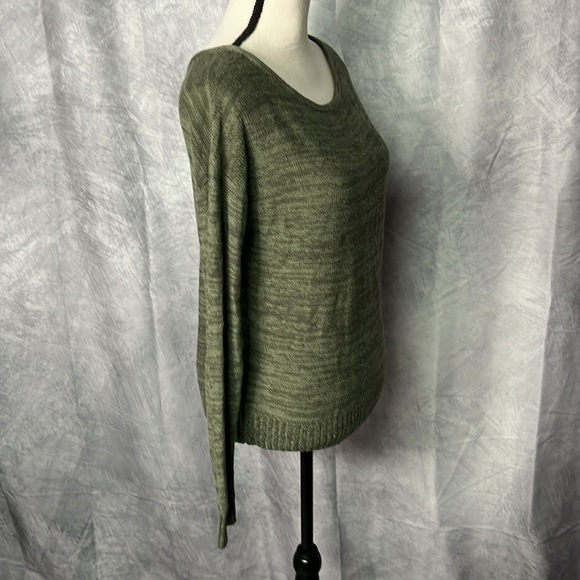 SO Olive Green Heather Knit Sweater - size Small - Picture 4 of 15